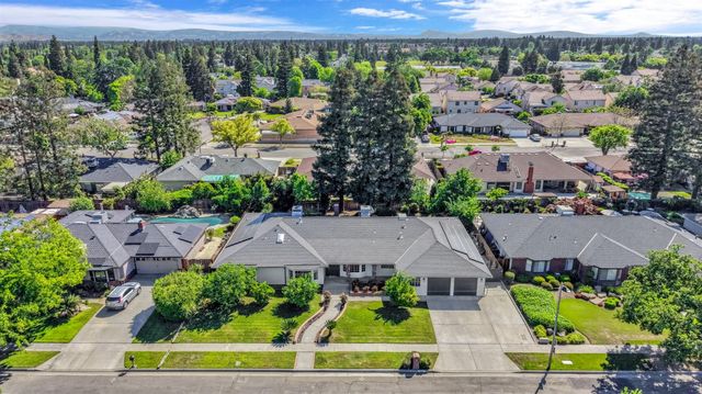 7656 N Hayston Avenue, Fresno, CA 93720