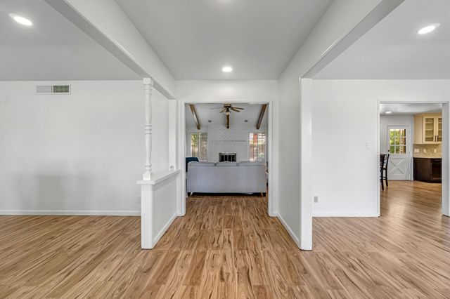 7656 N Hayston Avenue, Fresno, CA 93720