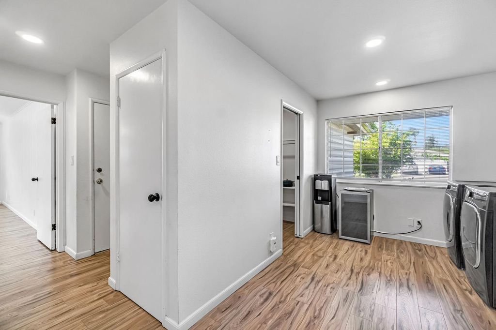 Image 23 of property listing at 7656 N Hayston Avenue, Fresno, CA 93720