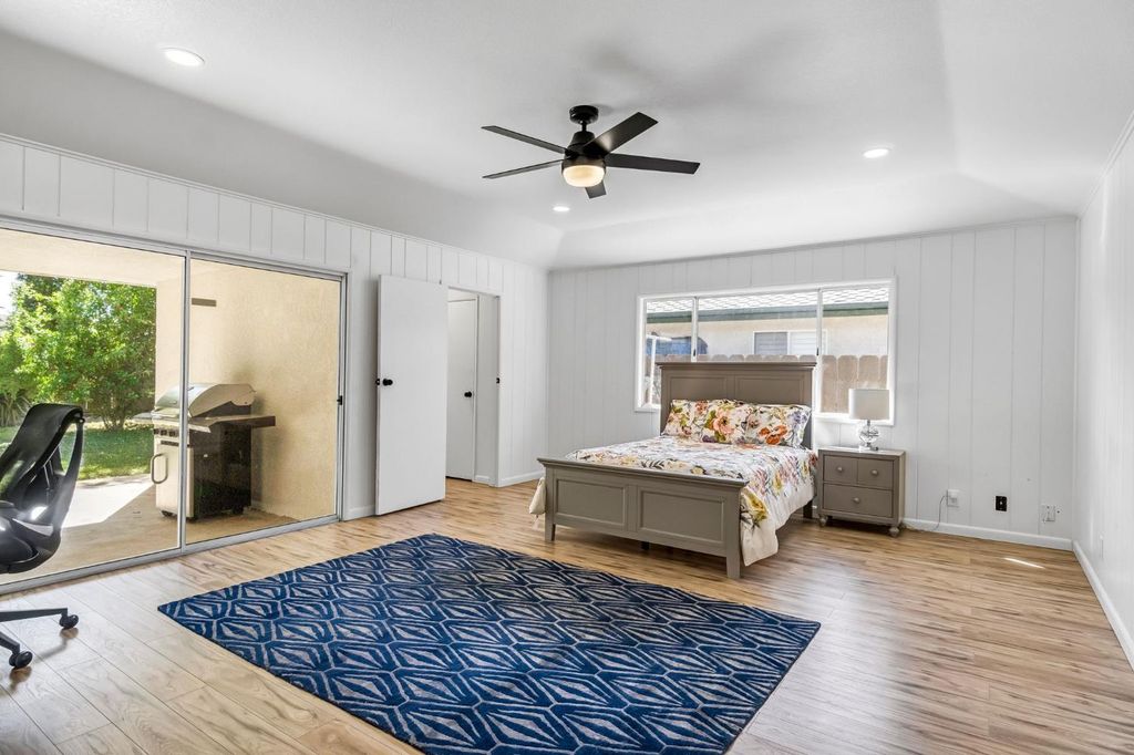 Image 25 of property listing at 7656 N Hayston Avenue, Fresno, CA 93720