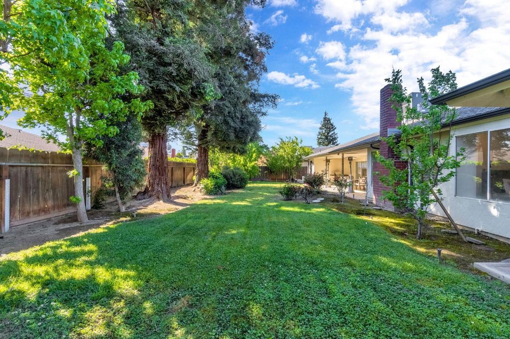 Image 46 of property listing at 7656 N Hayston Avenue, Fresno, CA 93720