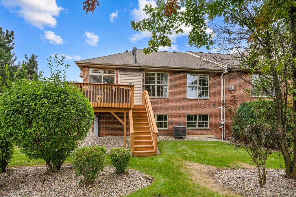 18021 Breckenridge Boulevard, Orland Park, IL 60467 — photo 3