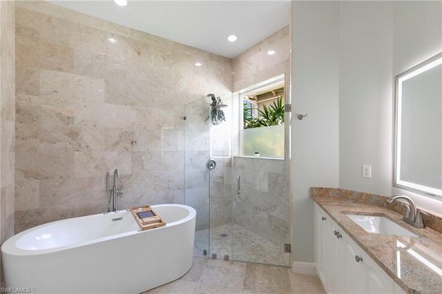 8956 Cherry Oaks TRL, Naples, FL 34114