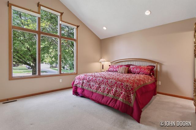 4808 Paramount Drive NE, Grand Rapids, MI 49525