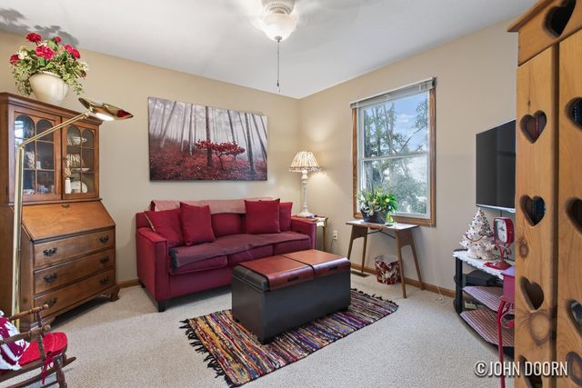 4808 Paramount Drive NE, Grand Rapids, MI 49525