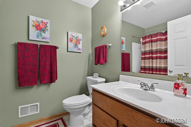 4808 Paramount Drive NE, Grand Rapids, MI 49525