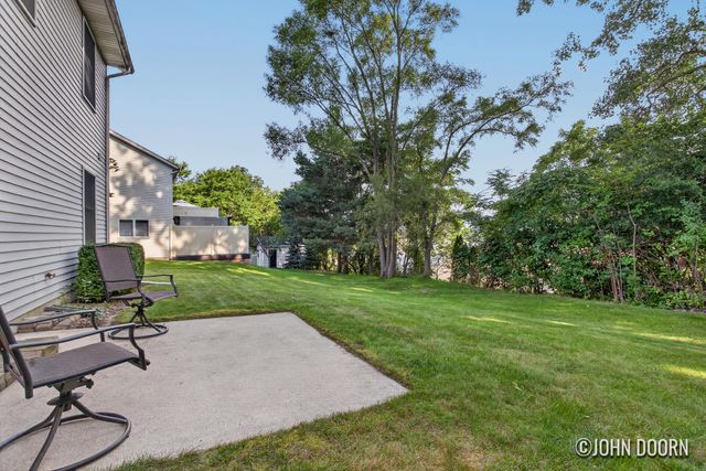 4808 Paramount Drive NE, Grand Rapids, MI 49525