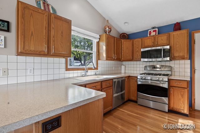 4808 Paramount Drive NE, Grand Rapids, MI 49525