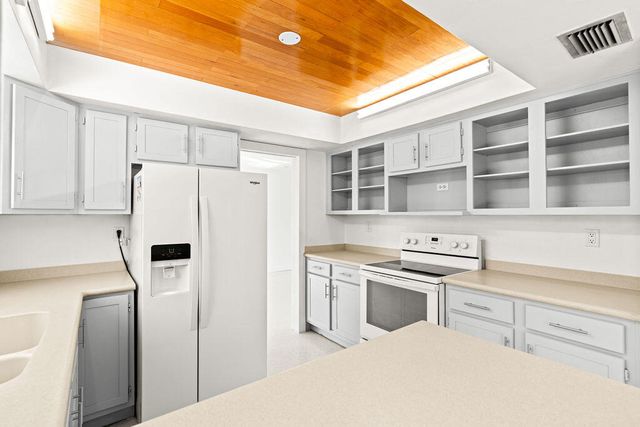 817 Westwind Drive, North Palm Beach, FL 33408