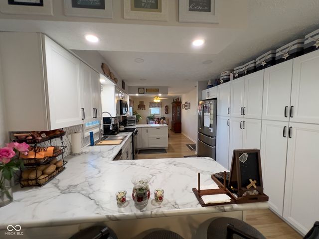 7674 Deerfield Drive, Greenfield, IN 46140