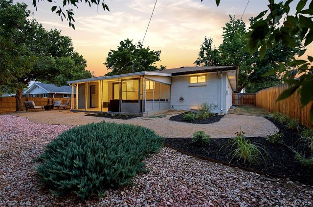 6186 Flower Street, Arvada, CO 80004