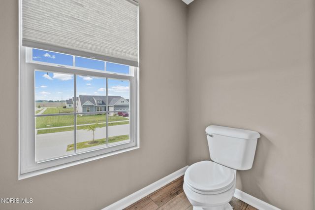 199 Valley Hall Drive, Perrysburg, OH 43551