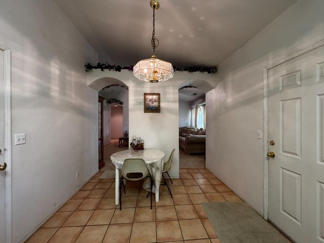 435 Blueridge Drive, Madera, CA 93637