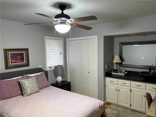 80 Mayfair Drive, Bella Vista, AR 72715