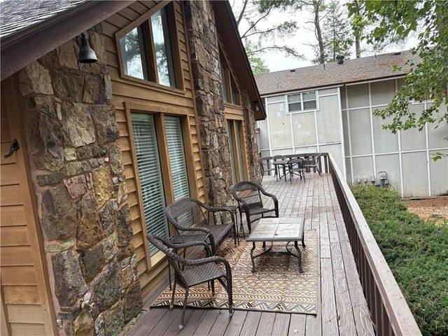 80 Mayfair Drive, Bella Vista, AR 72715