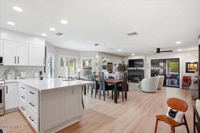 6608 E PHELPS Road E, Scottsdale, AZ 85254
