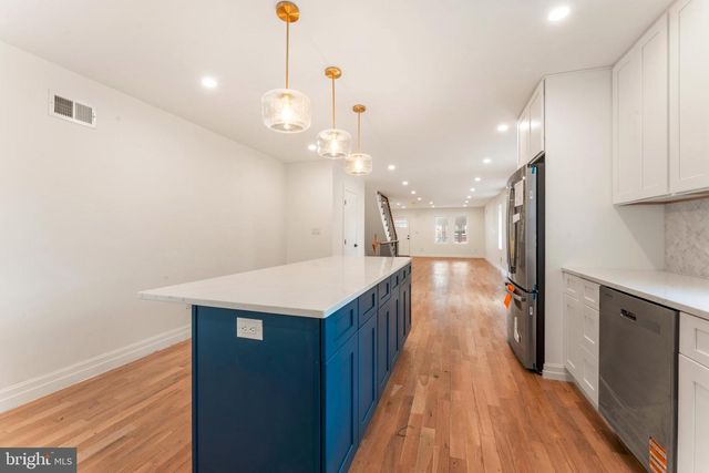 1090 EDDYSTONE AVE, Eddystone, PA 19022