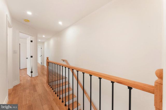 1090 EDDYSTONE AVE, Eddystone, PA 19022