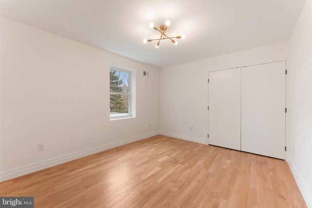 1090 EDDYSTONE AVE, Eddystone, PA 19022