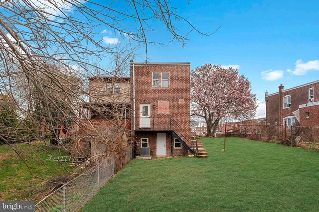 1090 EDDYSTONE AVE, Eddystone, PA 19022