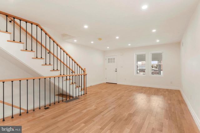 1090 EDDYSTONE AVE, Eddystone, PA 19022