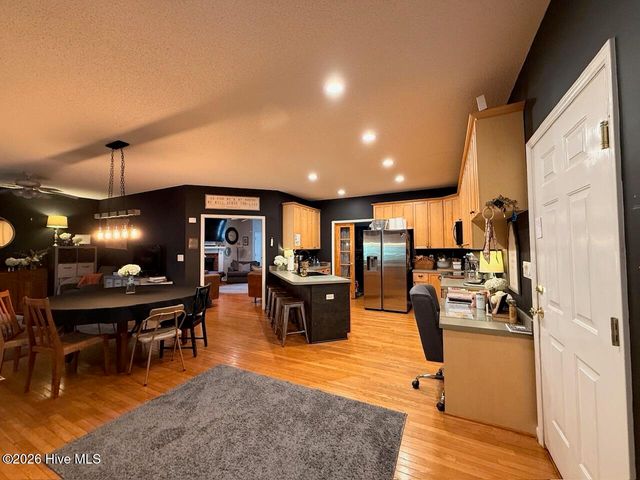 109 Sweetbriar Court, West End, NC 27376