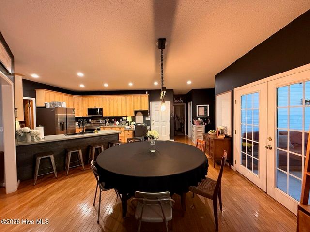 109 Sweetbriar Court, West End, NC 27376