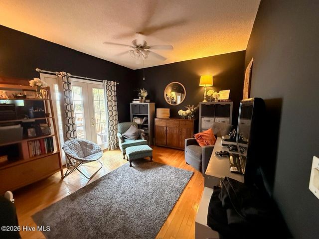 109 Sweetbriar Court, West End, NC 27376