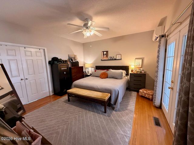 109 Sweetbriar Court, West End, NC 27376