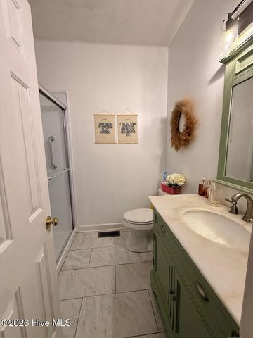 109 Sweetbriar Court, West End, NC 27376