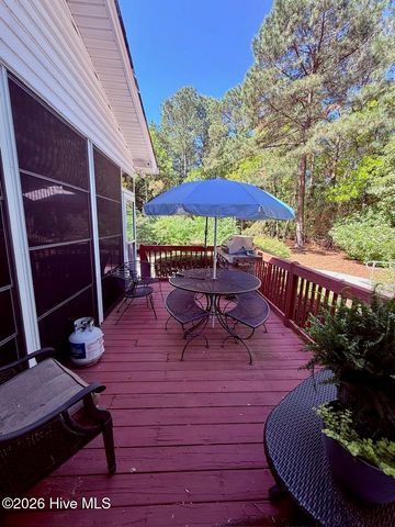 109 Sweetbriar Court, West End, NC 27376