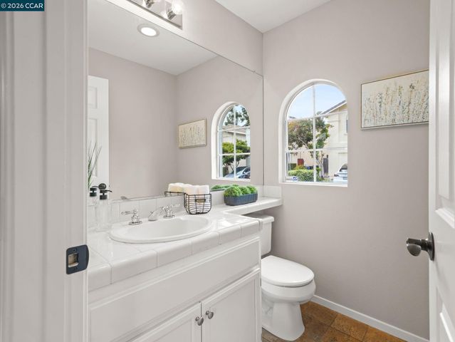 210 Ivywood Dr, Walnut Creek, CA 94598
