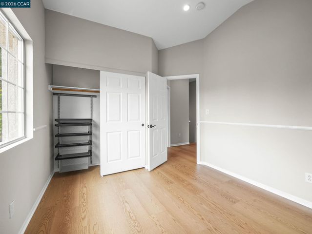 210 Ivywood Dr, Walnut Creek, CA 94598