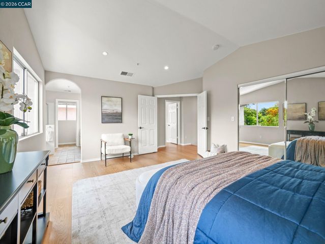 210 Ivywood Dr, Walnut Creek, CA 94598