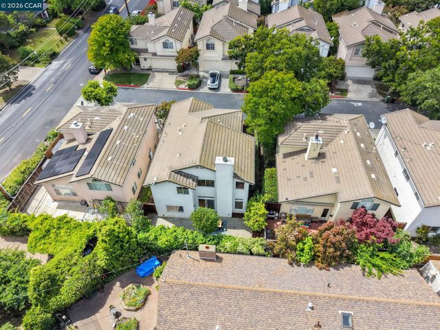 210 Ivywood Dr, Walnut Creek, CA 94598