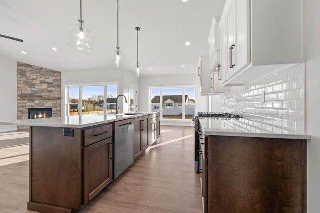 2658 CHAMBERS CROSSING, Green Bay, WI 54313