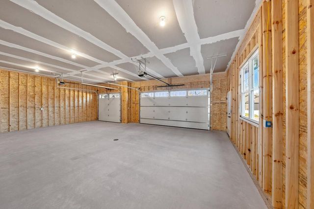 2658 CHAMBERS CROSSING, Green Bay, WI 54313