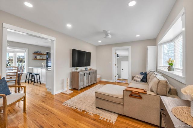 9 Aster Avenue, Merrick, NY 11566