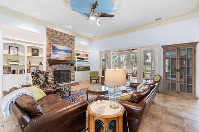 78 Windsor Circle SW, Ocean Isle Beach, NC 28469