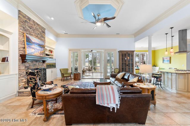 78 Windsor Circle SW, Ocean Isle Beach, NC 28469