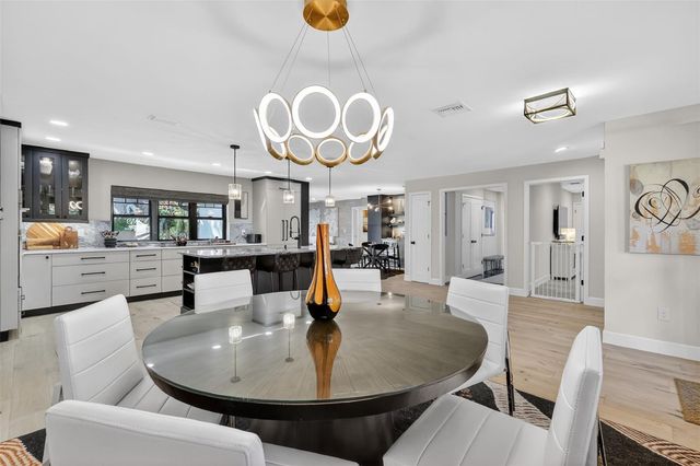 241 BAY ROAD, Mount Dora, FL 32757