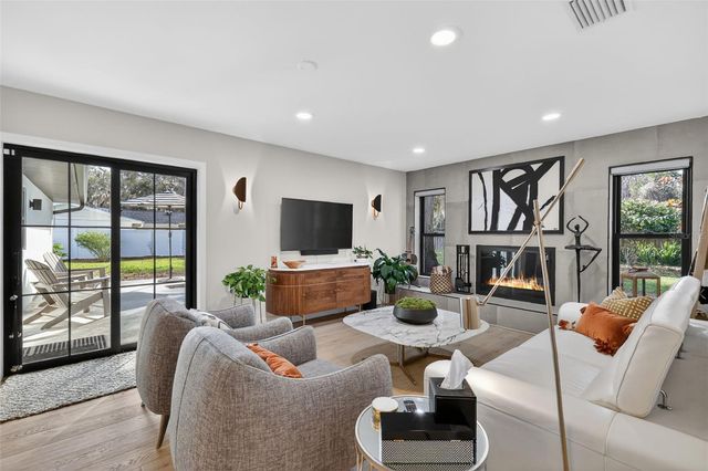 241 BAY ROAD, Mount Dora, FL 32757