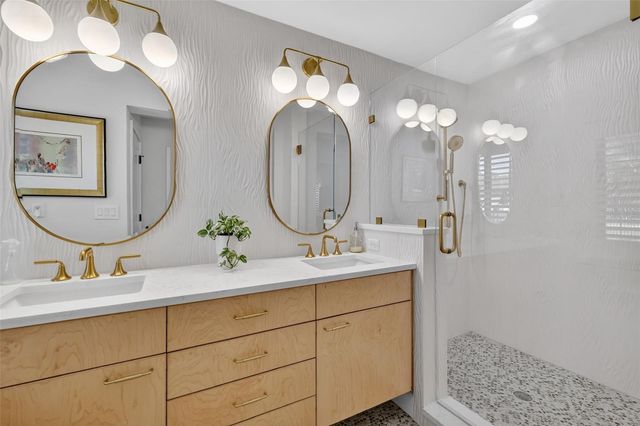 241 BAY ROAD, Mount Dora, FL 32757