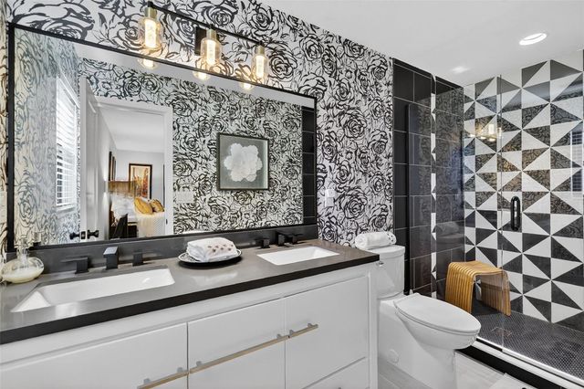 241 BAY ROAD, Mount Dora, FL 32757