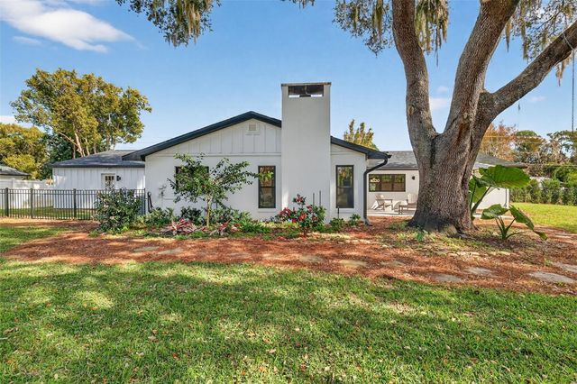 241 BAY ROAD, Mount Dora, FL 32757