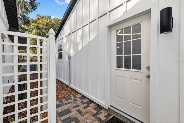 241 BAY ROAD, Mount Dora, FL 32757