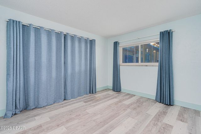 145 N Halifax Ave Apt 105, Daytona Beach, FL 32118