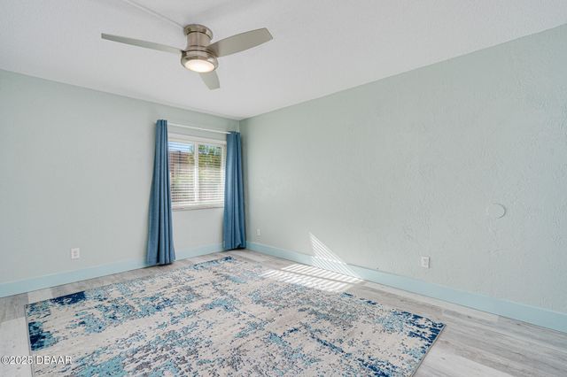 145 N Halifax Ave Apt 105, Daytona Beach, FL 32118