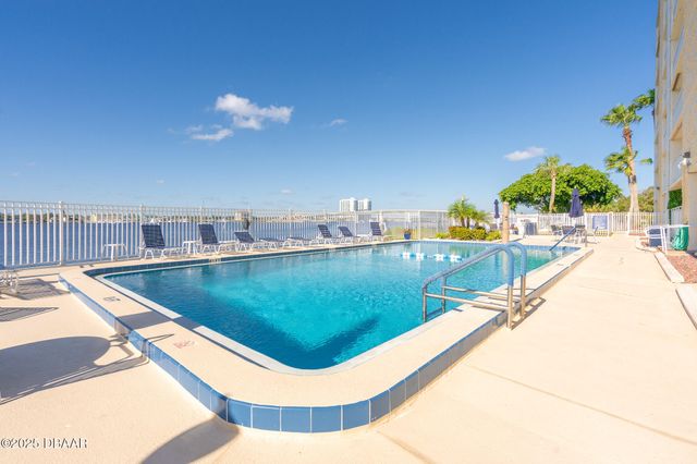 145 N Halifax Ave Apt 105, Daytona Beach, FL 32118