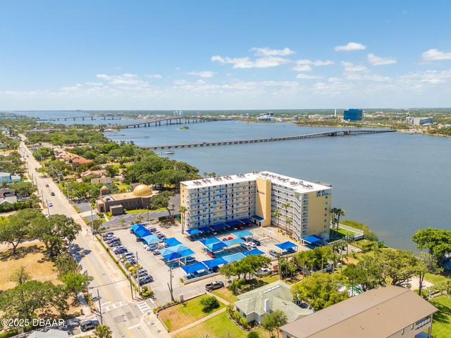 145 N Halifax Ave Apt 105, Daytona Beach, FL 32118